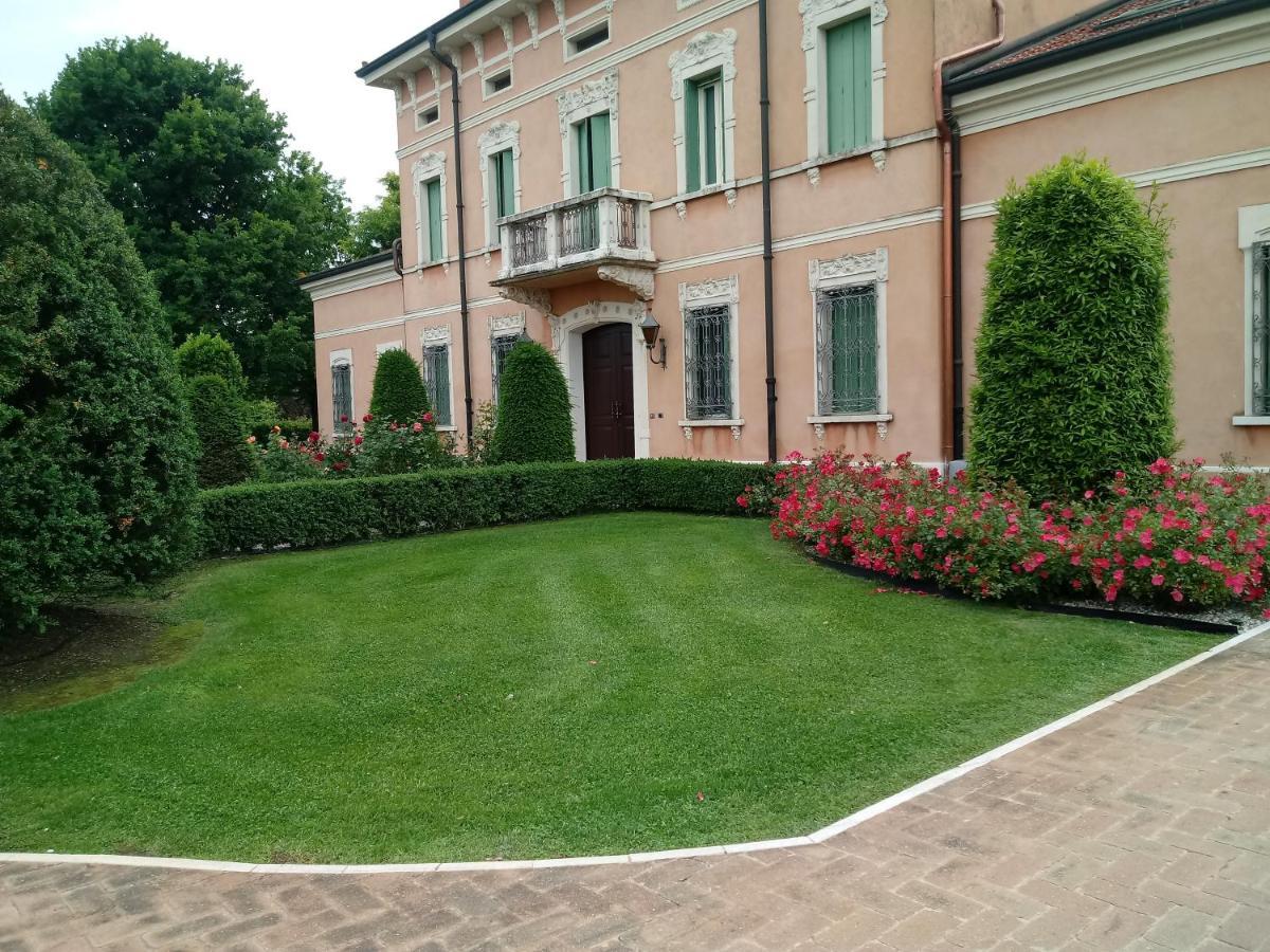B&B Residence Il Ciliegio , Via Villa Superiore 93 Luzzara Suzzara Bagian luar foto