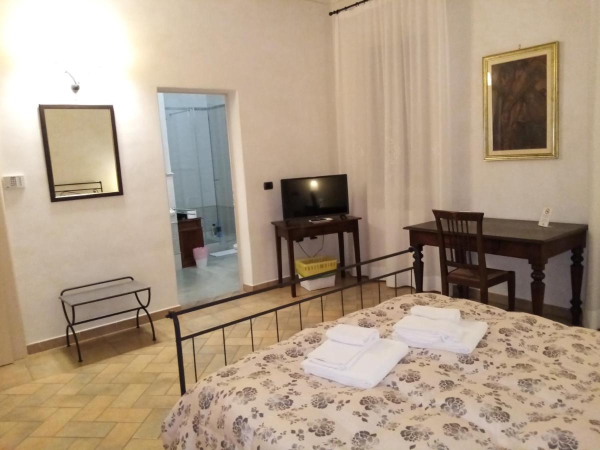 B&B Residence Il Ciliegio , Via Villa Superiore 93 Luzzara Suzzara Bagian luar foto